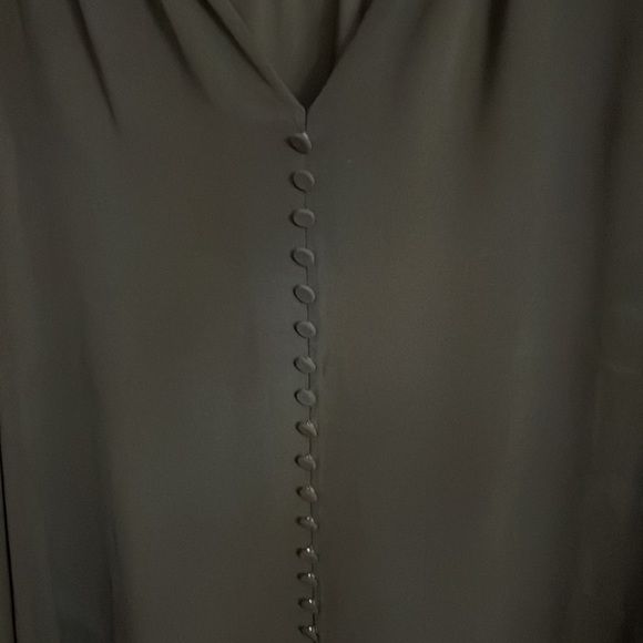 SALE!!! NWOT LE CHATEAU BLOUSE 🔥🔥🔥 - Picture 4 of 6